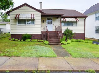 312 Center St, Taylor, PA 18517