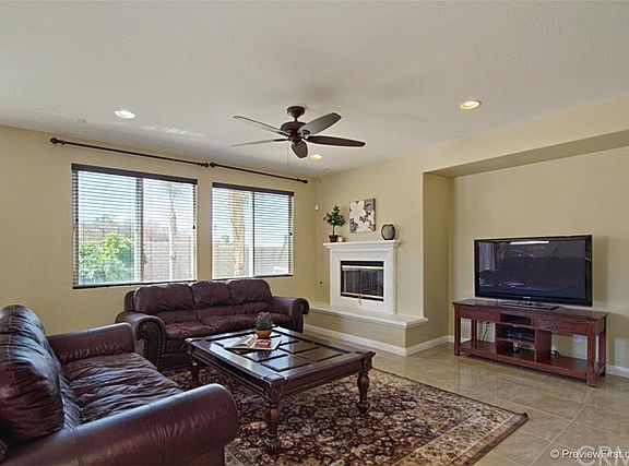 5th image of 36059 Horseshoe Ct