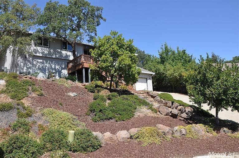 1st image of 879 Phillip Ct