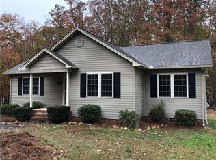 3536 Midway Acres Rd, Asheboro, NC 27205