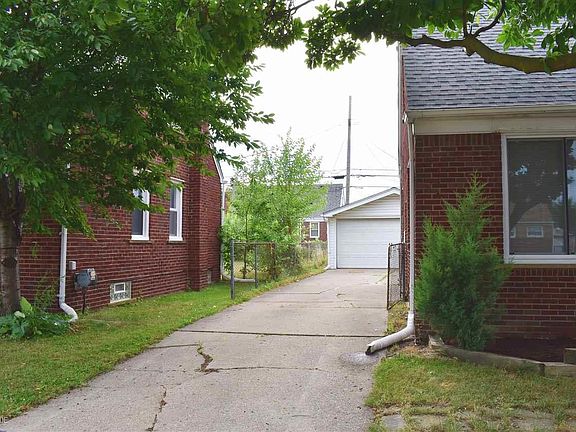 4th image of 26151 Koontz St