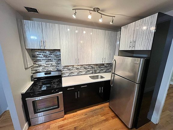 3rd image of 1682 Nostrand Ave APT 2