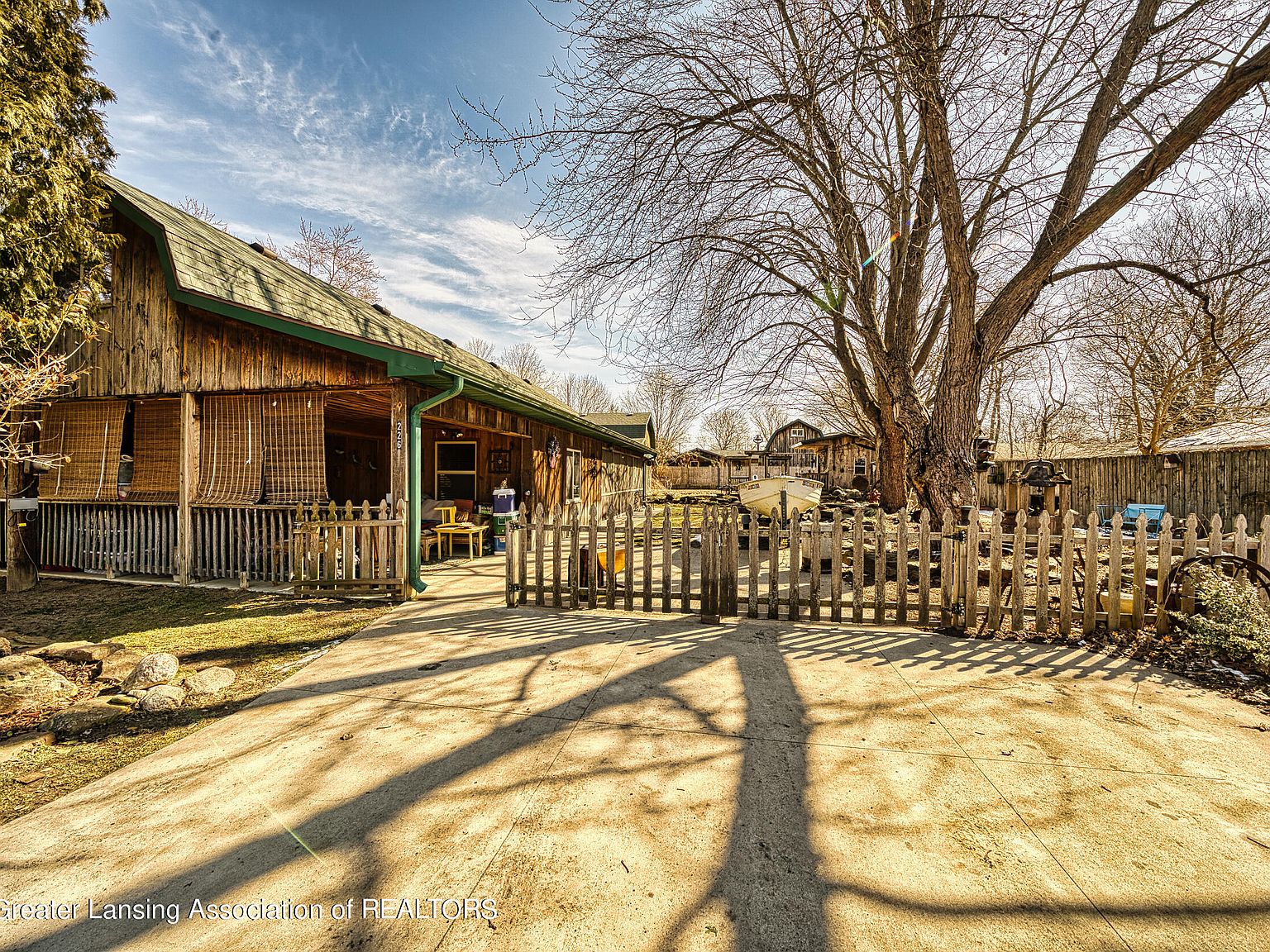 226 N Ewen St, Maple Rapids, MI 48853 Zillow