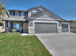 8873 S Royal Gala Ave, Kuna, ID 83634