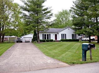 6511 Cross Brook Dr, Pewee Valley, KY 40056