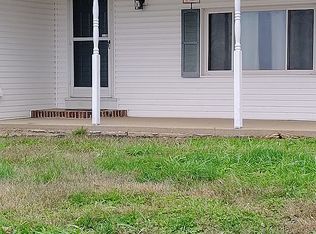 11522 Nobles Chapel Rd, Elberfeld, IN 47613