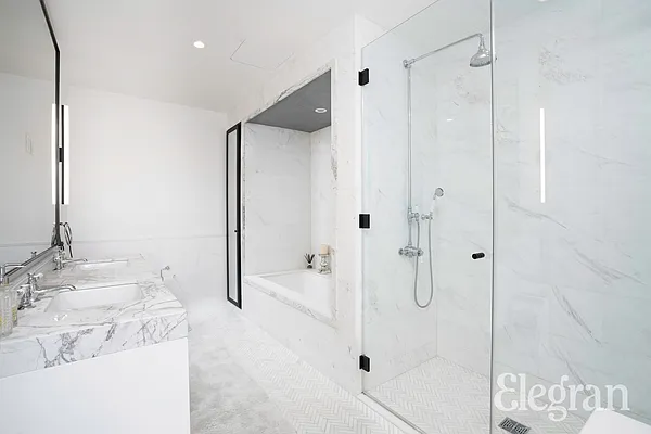 Rented by (Legacy) Elegran | media 22