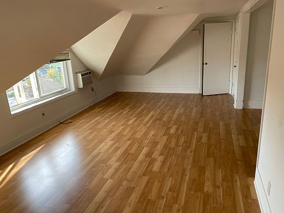 2nd image of 2151 Hanover St APT 6