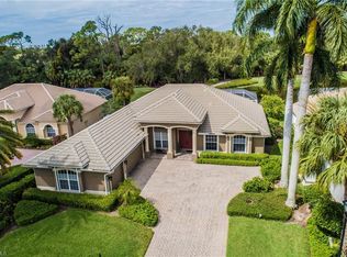 1687 Manchester Ct, Naples, FL 34109