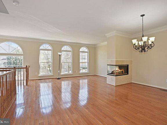 2nd image of 4002 Rosemeade Dr