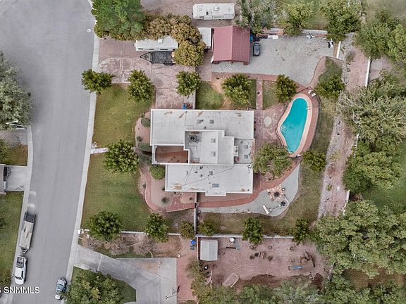 2nd image of 123 Lytton Cir
