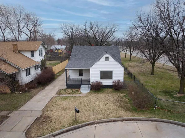 707 S Millwood Ave, Wichita, KS 67213