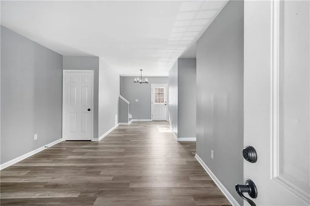 4 bed, 3.0 bath, 1500 sqft, $1,450 — Photo 3