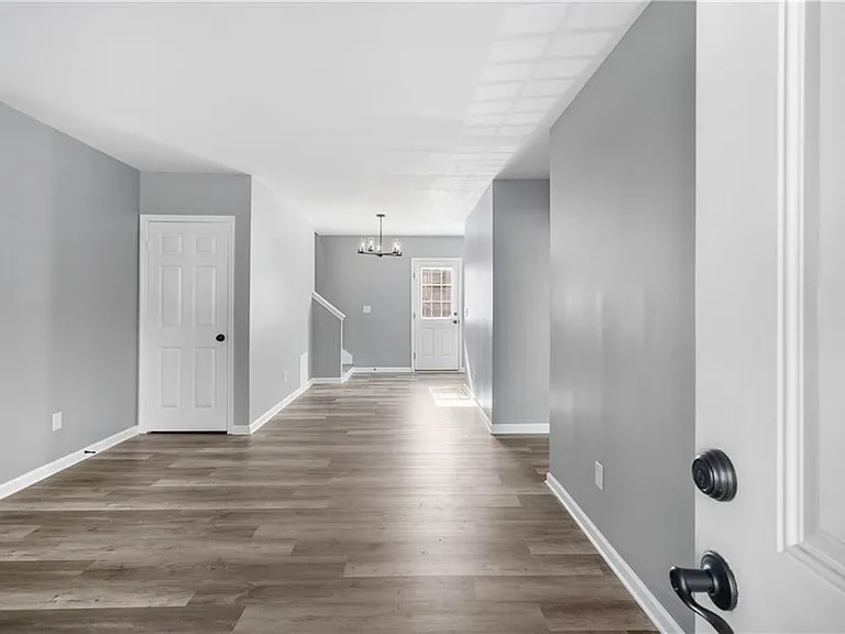 501 Pine Park St #D — Photo 3