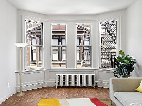 2nd image of 300 W 109th St APT 11M