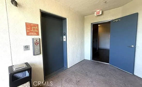 100 S Alameda #206 — Photo 21