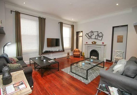 2nd image of 1706 Locust St APT 2