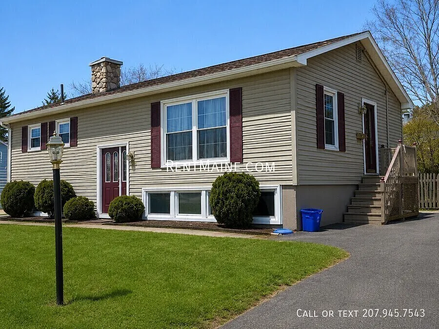 205 Silk St