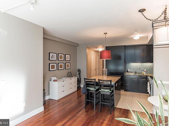 4th image of 1414 S Penn Sq Unit 16G