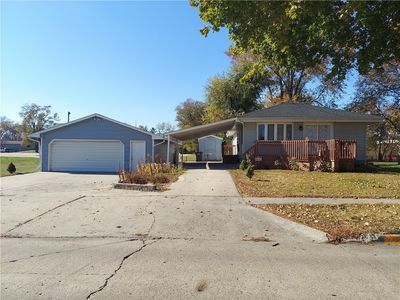 1502 E 26th St, Des Moines, IA, 50317