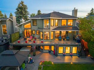 85 SW Sunset Way SE, Calgary, AB T2X3C1