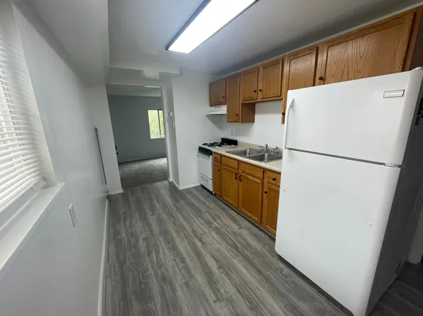 131 Glenmore Ave APT B, Pittsburgh, PA 15229