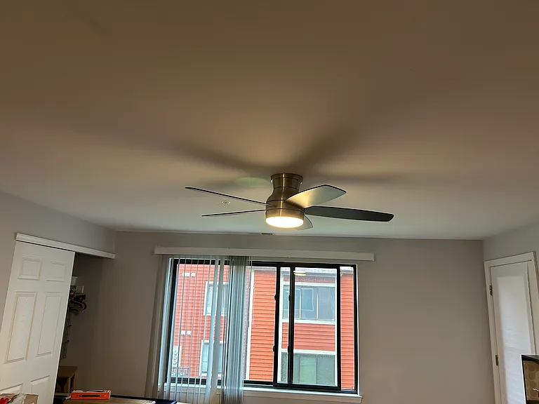 2812B Auburn Ct — Photo 3
