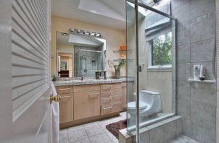 4th image of 14263 Amherst Ct