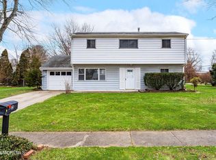 2 Norman Dr, Neptune, NJ