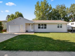 1104 W South St, Winterset, IA 50273