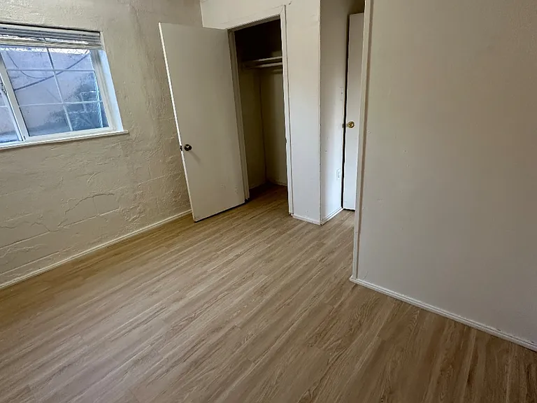 156 W Baxter St #158 — Photo 8