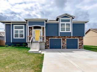 21615 Wilson St, Spring Hill, KS 66083