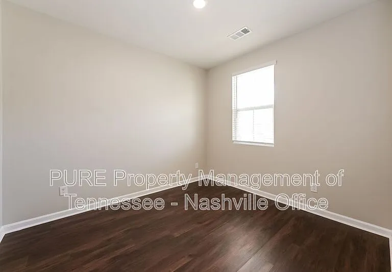 120 Cecil Rd — Photo 16