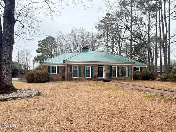 830 W Covington Street, Laurinburg, NC 28352