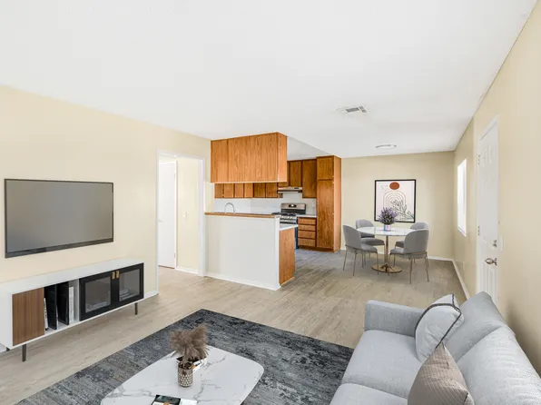 38225 12th St E APT 14, Palmdale, CA 93550