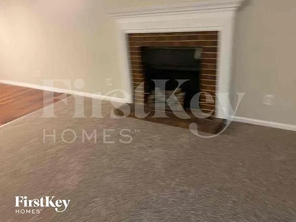 6140 Littleton Dr — Photo 3