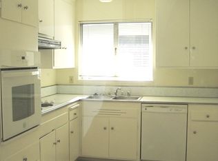 1078 Fiesta Dr, San Mateo, CA 94403