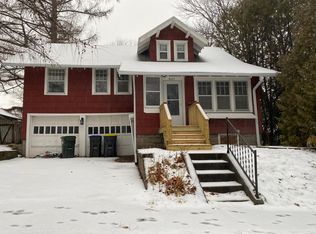 803 Roosevelt St, Iowa City, IA