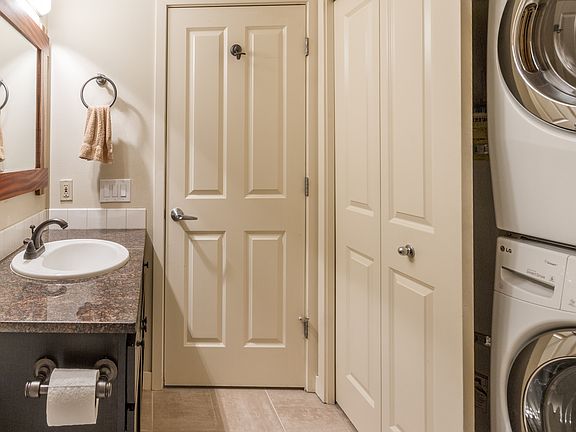 3rd image of 701 1st Ave N APT 306