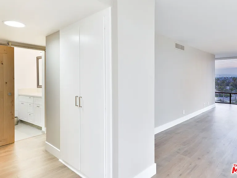 4265 Marina City Dr #415 — Photo 13