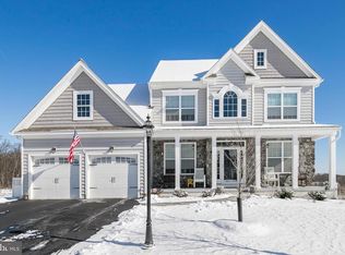 145 Patriot Ln, Downingtown, PA 19335