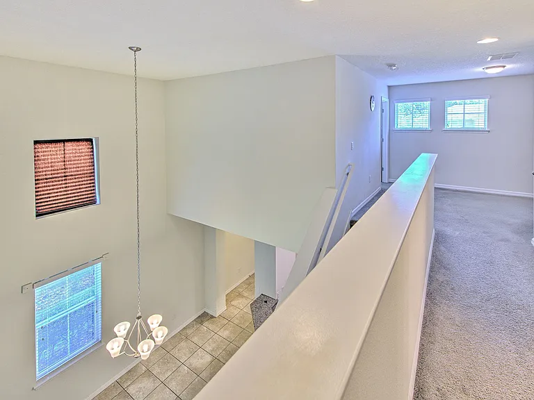 2111 Broadway View Ave — Photo 25