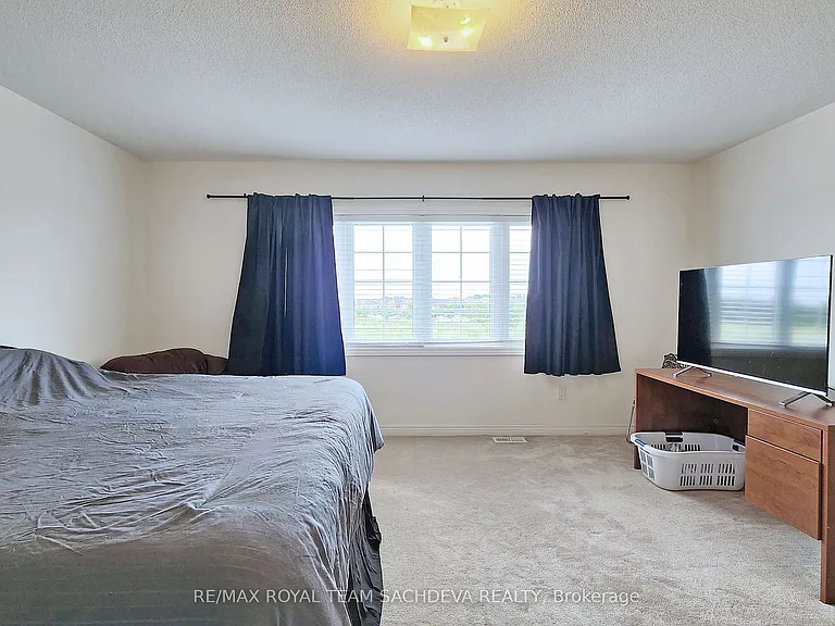95 Fred Jackman Ave — Photo 28