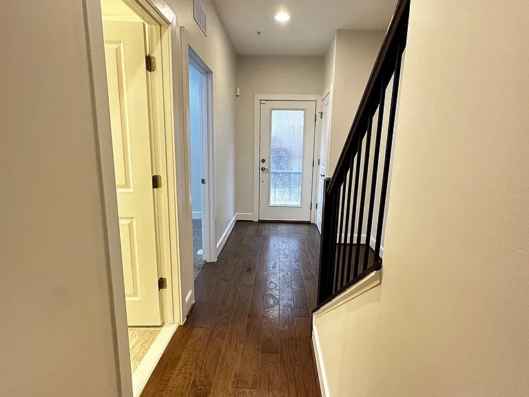 443 Nottoway Walk — Photo 3
