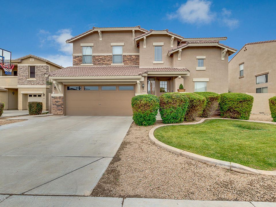 1st image of 2920 S Miller Dr