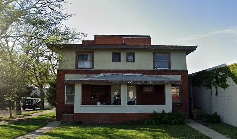 522 W 2nd St