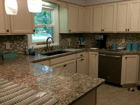 5th image of 8425 E De Ave