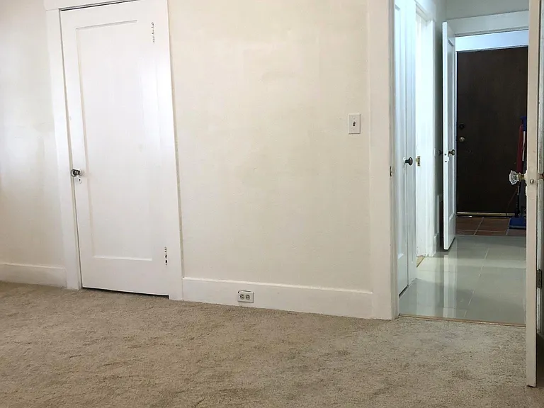 609 Brooklyn Ave #609 — Photo 29