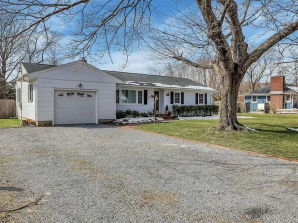 155 Broad Avenue, Aquebogue, NY 11931