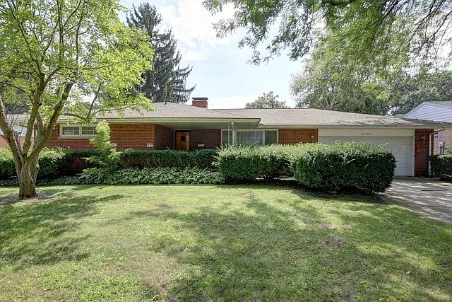603 E Evergreen Ct photo 1